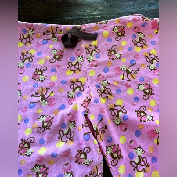 Soft Flannel Pink Monkey Panama bottoms - Picture 6 of 7